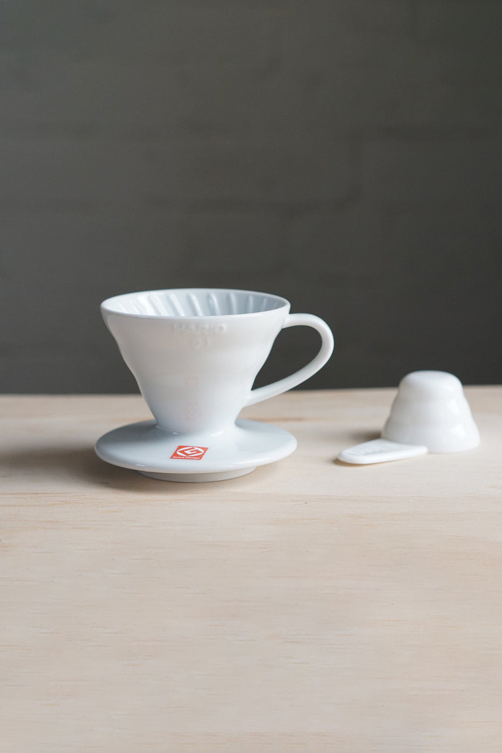 Hario V60 Coffee Dripper White Ceramic - 01